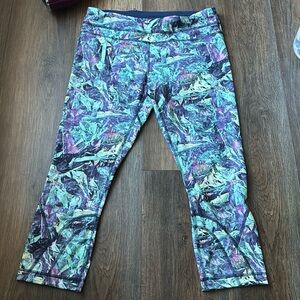 Lululemon leggings, size 8